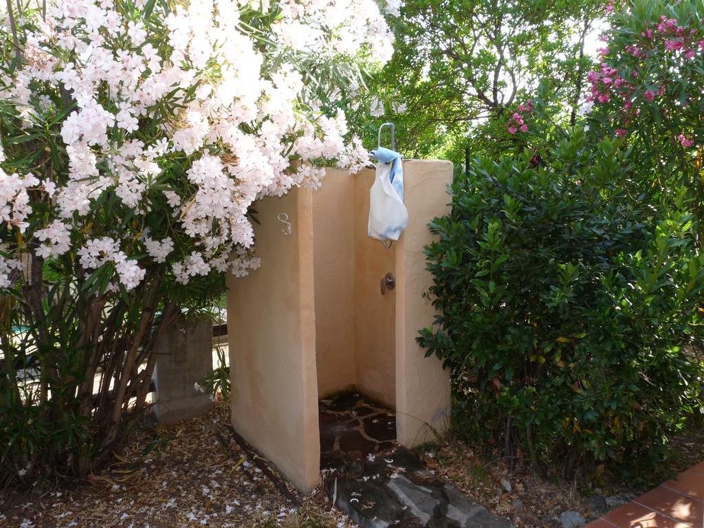Monolocale San Teodoro Apartman Szoba fotó